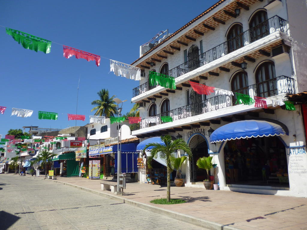 Hotel Casa Vieja Puerto Escondido  Exterior photo